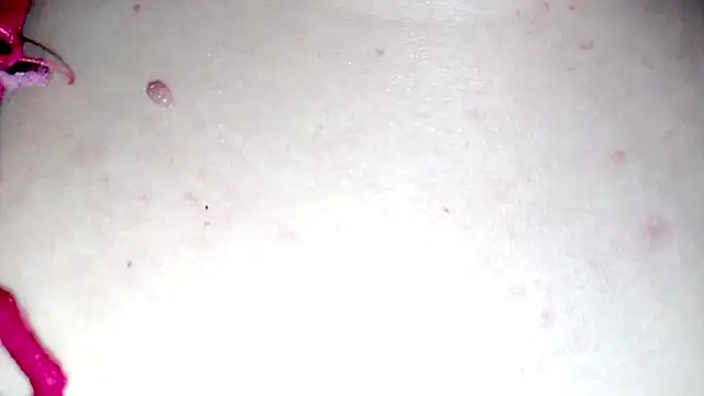 PetiteIvoryQueen19 live sex cam