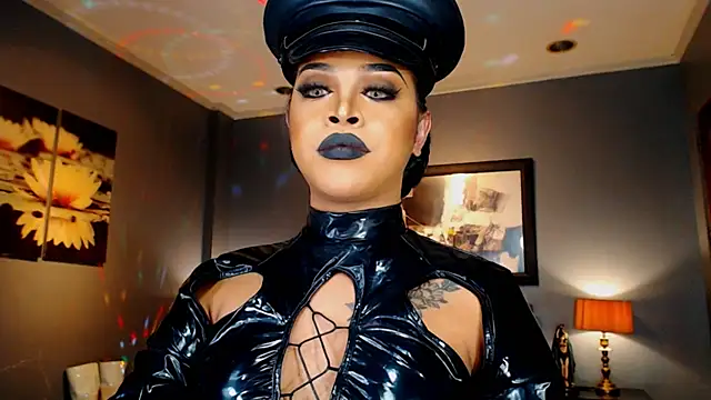 MarryQueen22 live sex cam