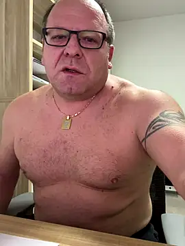 coupleLatinaLovers live sex cam