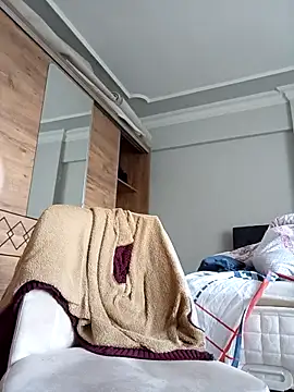 NiiiRvaNaa live sex cam