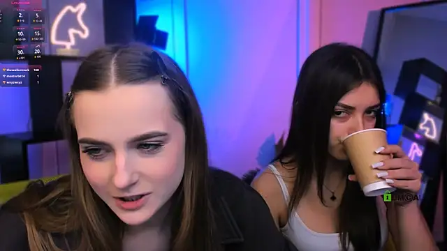 aria_moo live sex cam