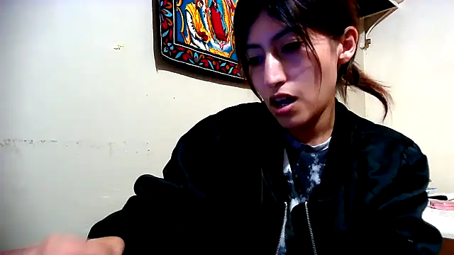 DaylaOficial live sex cam