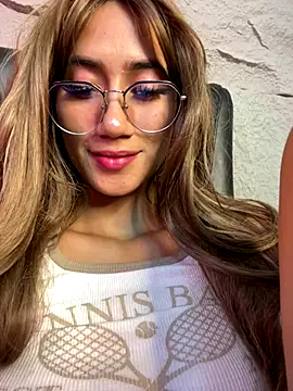 KaitlynLoveCam live sex cam