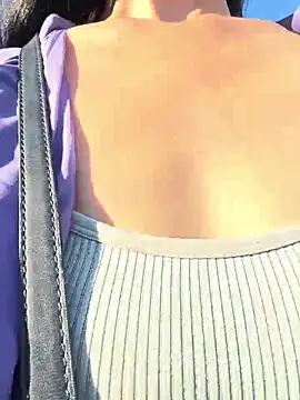 so-linger live sex cam