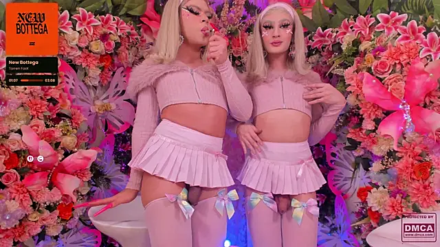 SpicySluts live sex cam