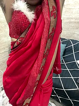 Juliekhan_98's cam snapshot