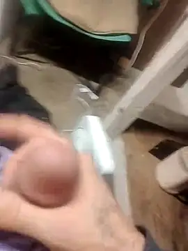 Harddick4u33 live sex cam