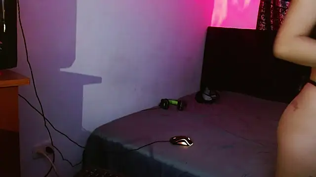 miia-liiam's cam snapshot