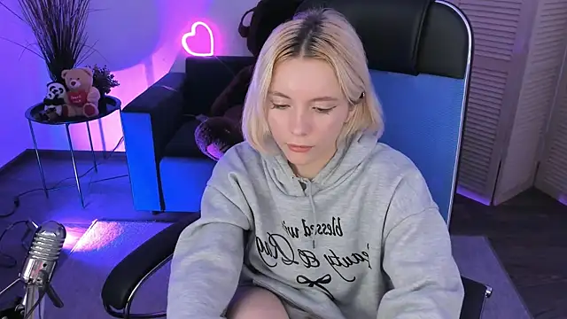 AuroraWrenfield live sex cam