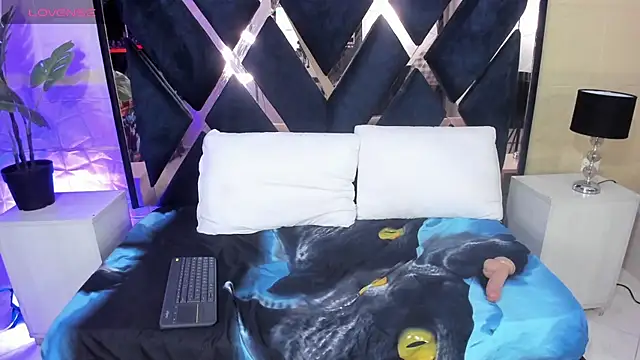 valentina_lenoxx live sex cam