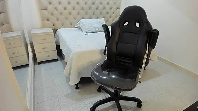 JhoanLeandro live sex cam