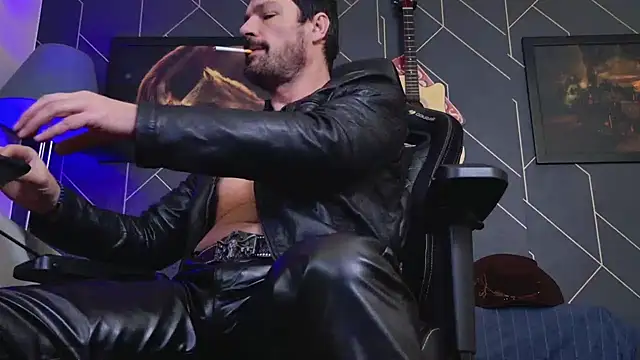 ChrisKox live sex cam