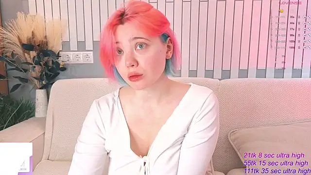 __KawaiiYuki__ live sex cam