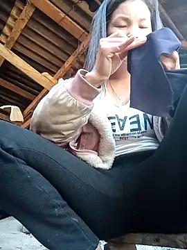 nangmo's cam snapshot