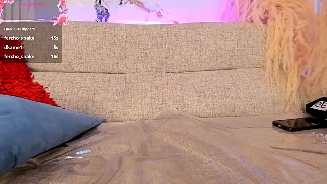 TyagoRoberts live sex cam