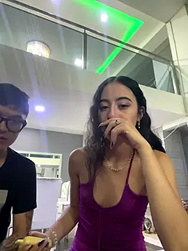 SAMANTHA_AND_PETER live sex cam
