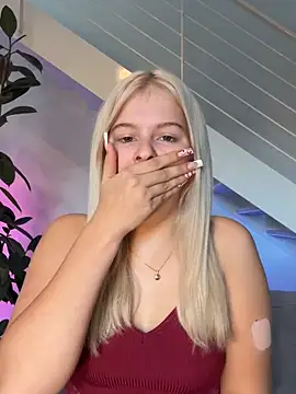 Allylove03's cam snapshot