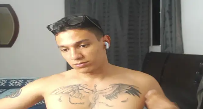 Tobicutee live sex cam