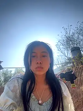 LylyOx9 live sex cam