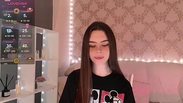 HolyMiax live sex cam