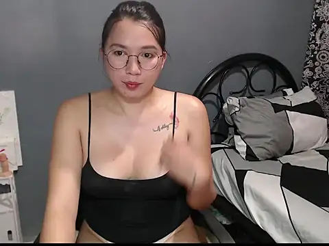 XxBigcumxX live sex cam