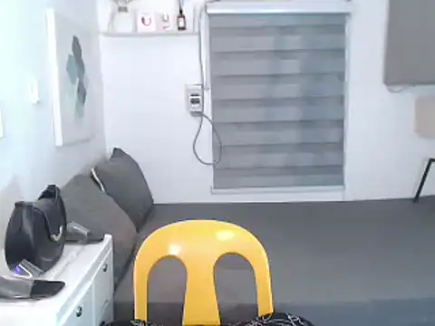 MACYSUCKER69 live sex cam