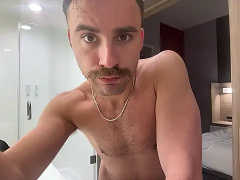 bobbyatx live sex cam