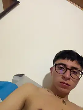 CamiRojas_boy live sex cam