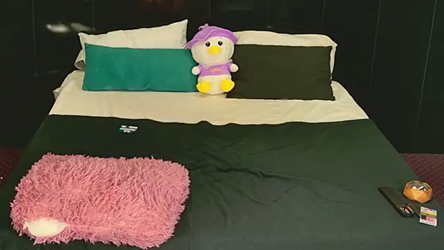 MeganSin_ live sex cam