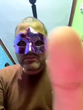 lonlygirlpriya7's cam snapshot