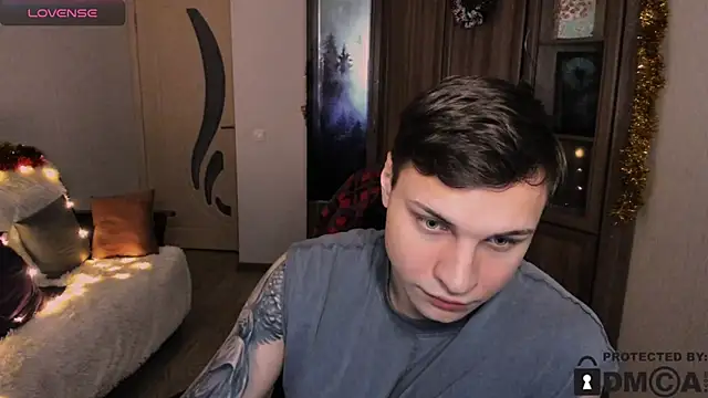 handsome_guy01's cam snapshot