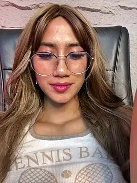 KaitlynLoveCam live sex cam