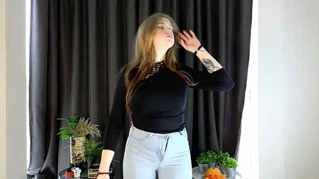 NightSaffron's cam snapshot