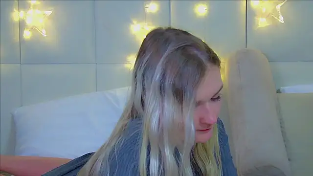 AnnyRaii's cam snapshot