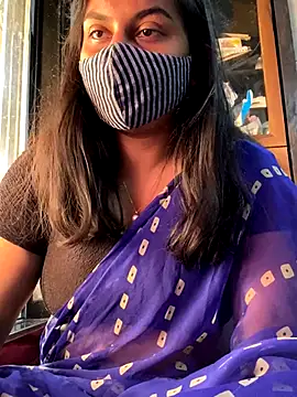 Haanikaur_saavi live sex cam