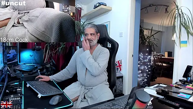 OnlineBossUK live sex cam