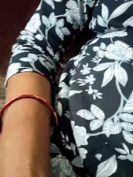 Gautami-telugu's cam snapshot