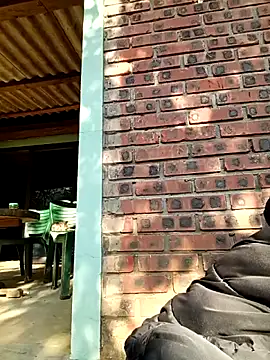 sowbibi's cam snapshot