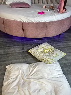 Saracooper__'s cam snapshot