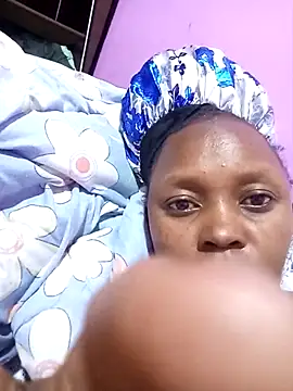 Sexy_bellah12's cam snapshot