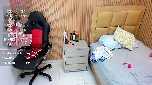 LOLAMAXI's cam snapshot