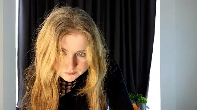 NightSaffron's cam snapshot