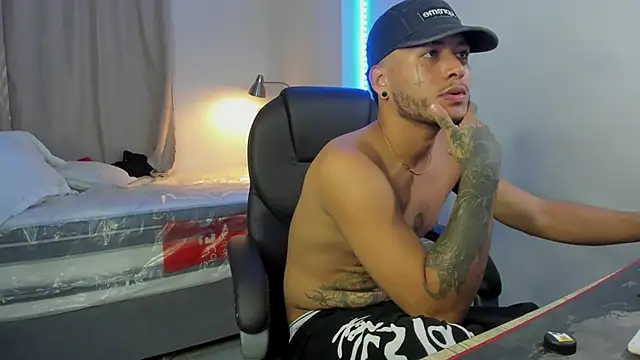 master_evil07's cam snapshot