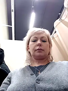 EmilyFanks's cam snapshot