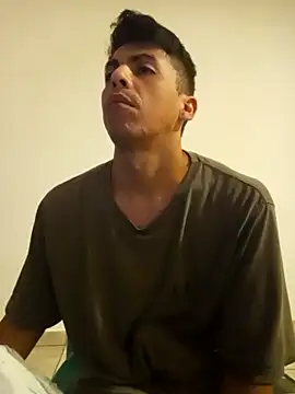 roddyron1n's cam snapshot