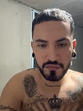 tattooedsmoker777's cam snapshot