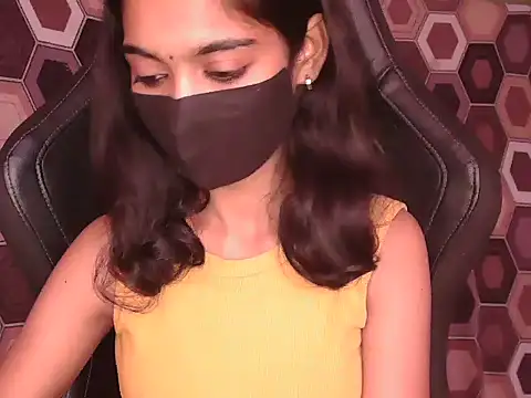 Simmi_Ji's cam snapshot