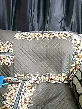 Laal_Parii's cam snapshot