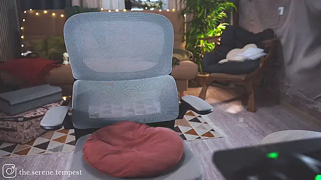 Feral_Berrry_ live sex cam