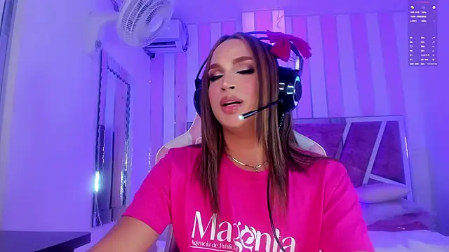 KylieVictoria live sex cam